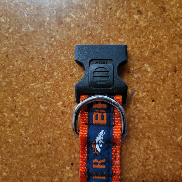 Broncos dog collar - Picture 2 of 4